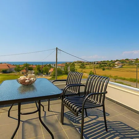 Chalkidiki's Seaview Escape - Cozy Summer Getaway *